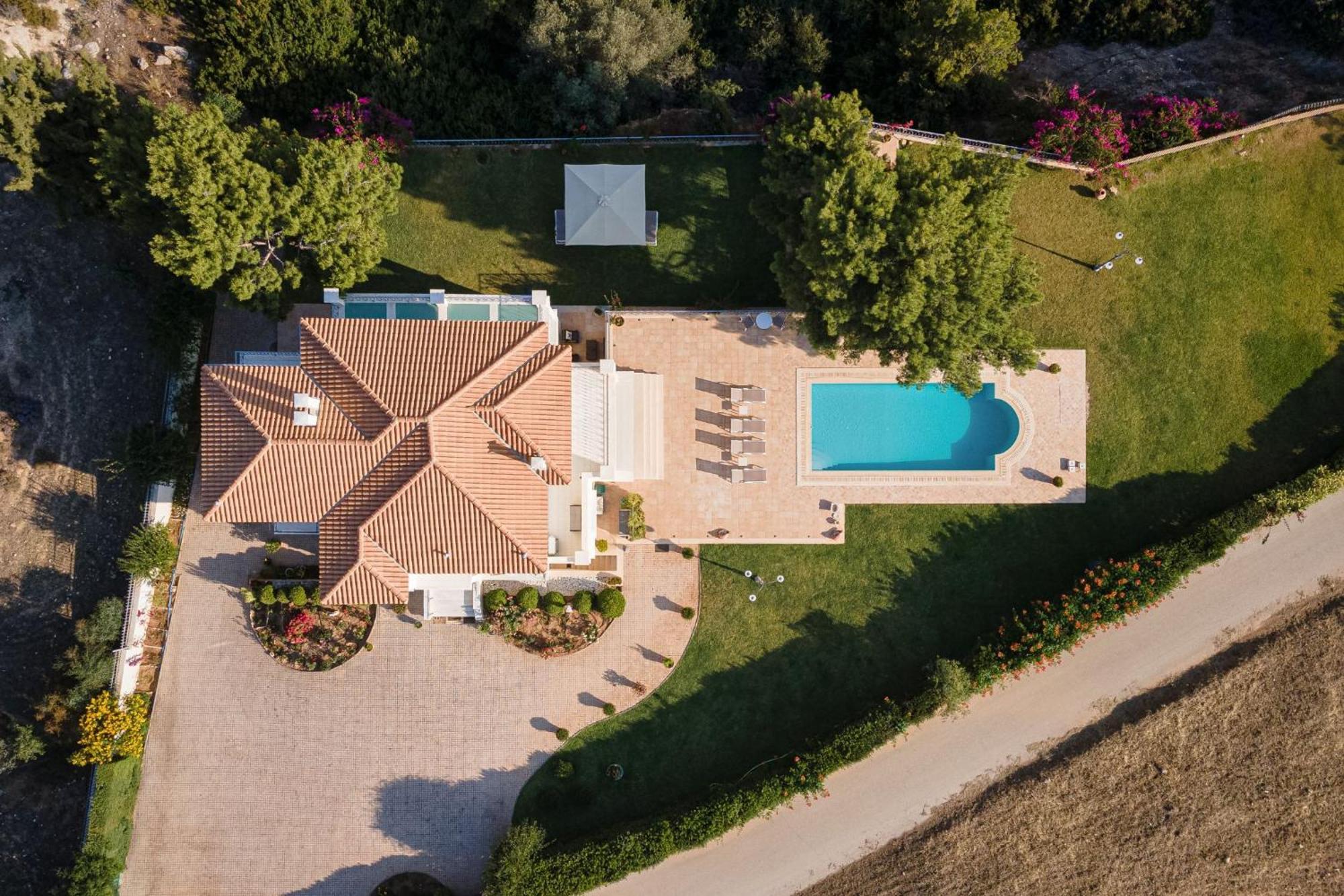 Villa Fantasia Isthmia Exterior photo