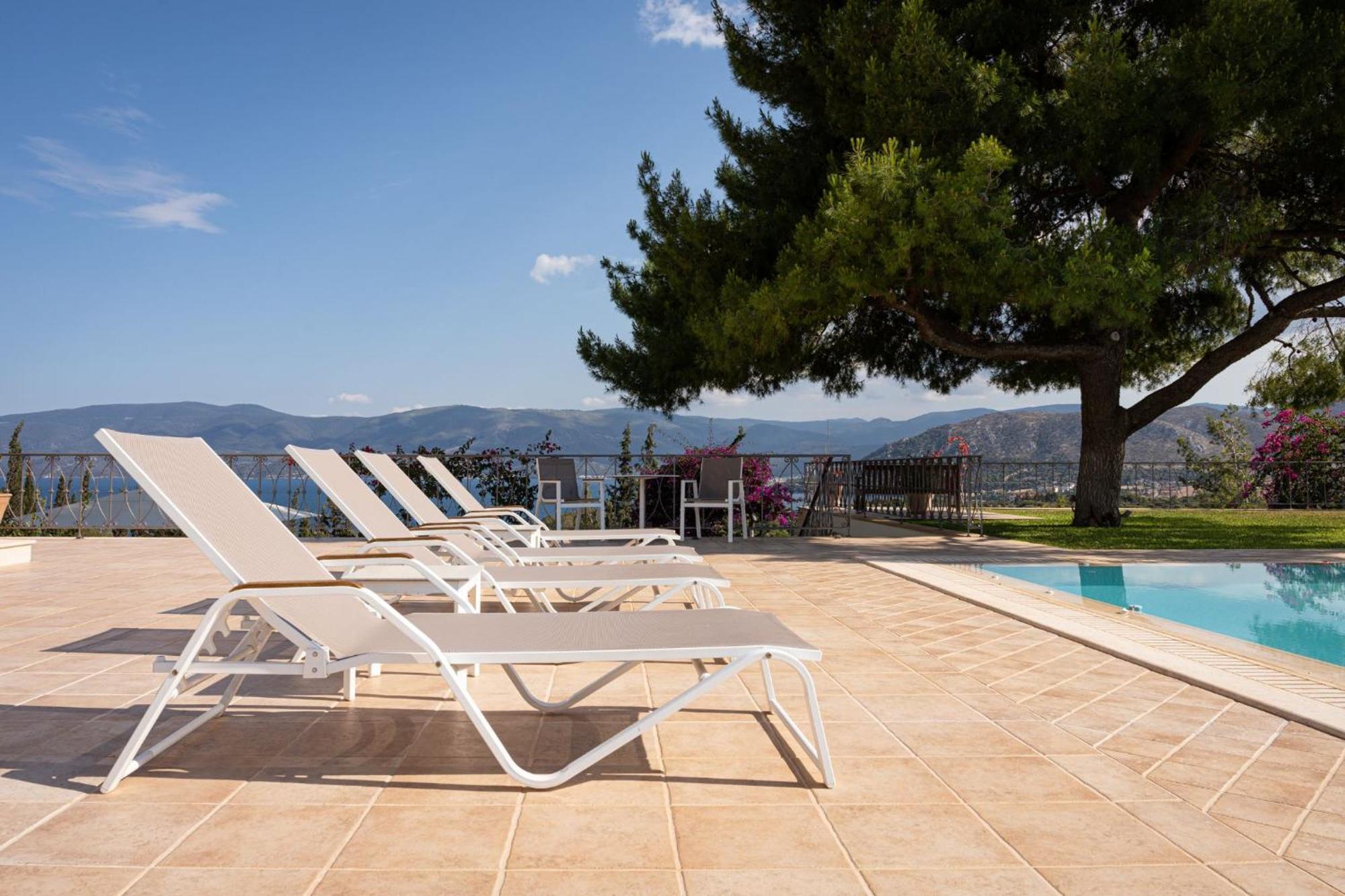 Villa Fantasia Isthmia Exterior photo